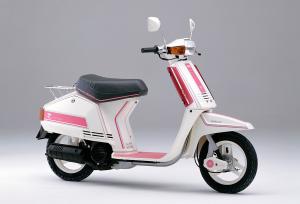 Honda Tact Fullmark Courreges